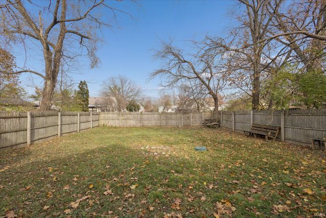 127 David Street, South Bend, IN 46637