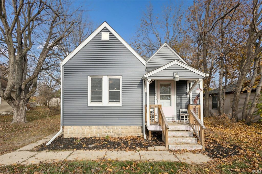127 David Street, South Bend, IN 46637