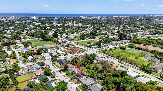 816 SW 3RD Court, Delray Beach, FL 33444