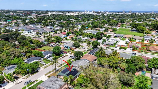 816 SW 3RD Court, Delray Beach, FL 33444