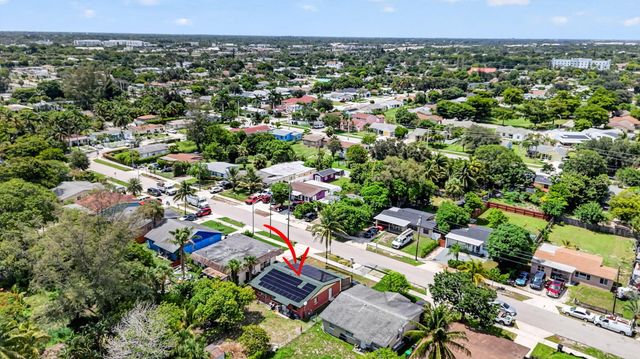816 SW 3RD Court, Delray Beach, FL 33444
