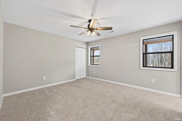 14572 W County Rd 400 North, Linton, IN 47441