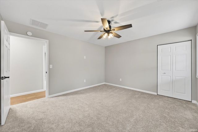 14572 W County Rd 400 North, Linton, IN 47441