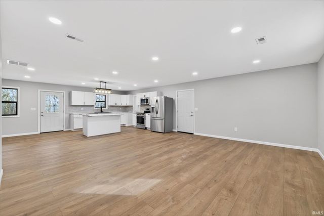 14572 W County Rd 400 North, Linton, IN 47441