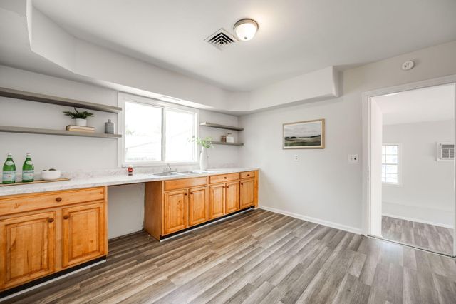 607 Parkview Drive, Chattanooga, TN 37411