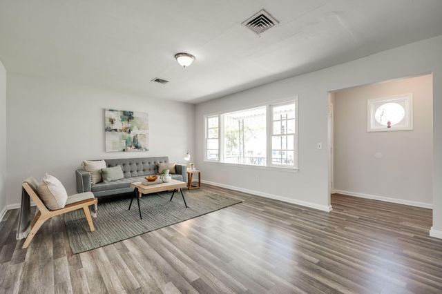 607 Parkview Drive, Chattanooga, TN 37411