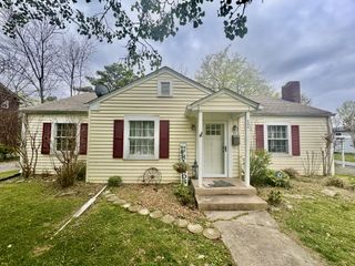 408 S Tarver Ave, Lebanon, TN 37087