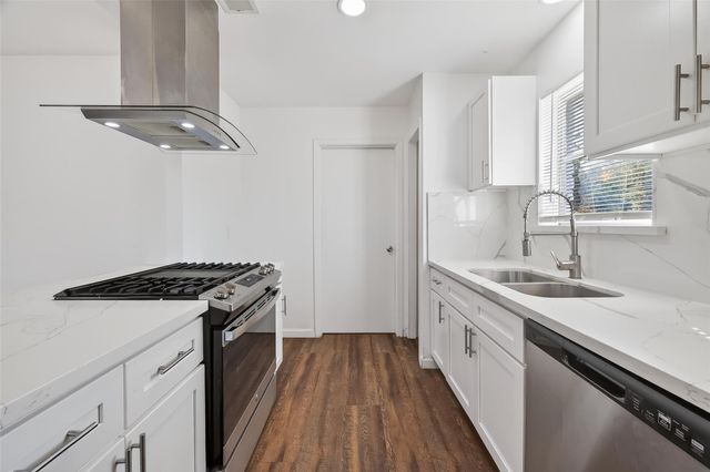 23567 Pine Forest Drive, New Caney, TX 77357