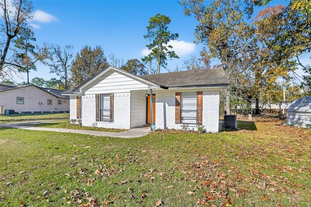 23567 Pine Forest Drive, New Caney, TX 77357