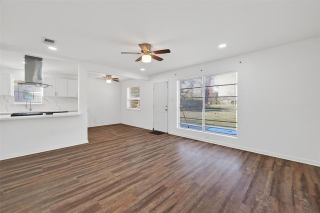 23567 Pine Forest Drive, New Caney, TX 77357