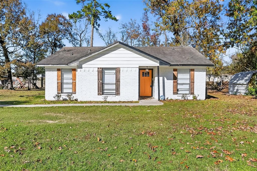 23567 Pine Forest Drive, New Caney, TX 77357