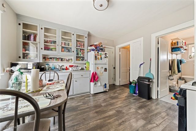 10609 Wadsworth Avenue, Garfield Heights, OH 44125