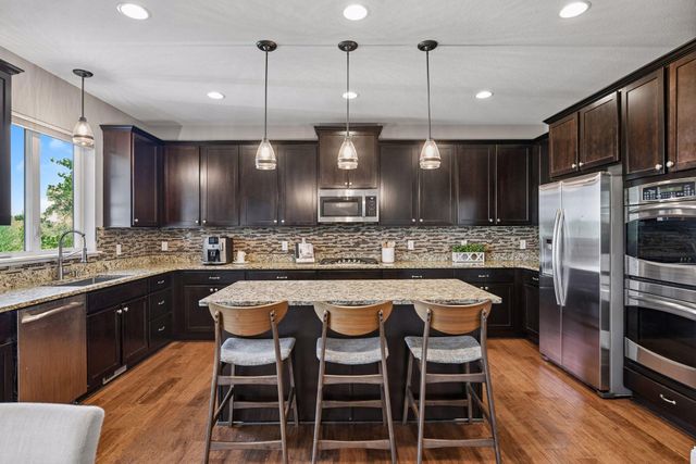 2545 Heron Lane, Victoria, MN 55386