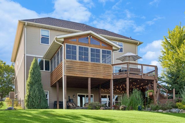 2545 Heron Lane, Victoria, MN 55386