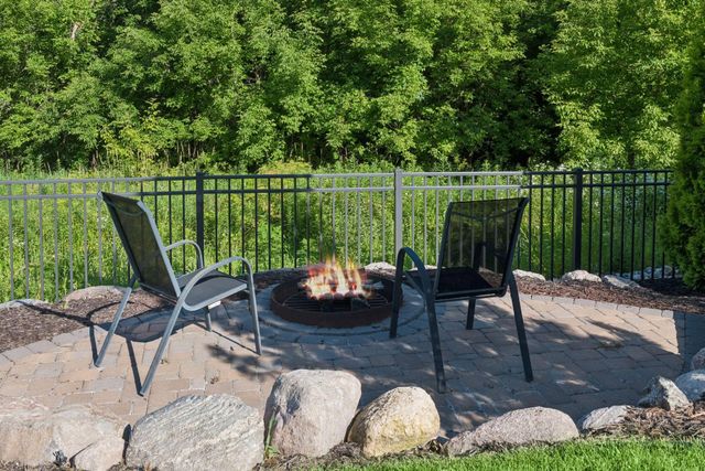 2545 Heron Lane, Victoria, MN 55386