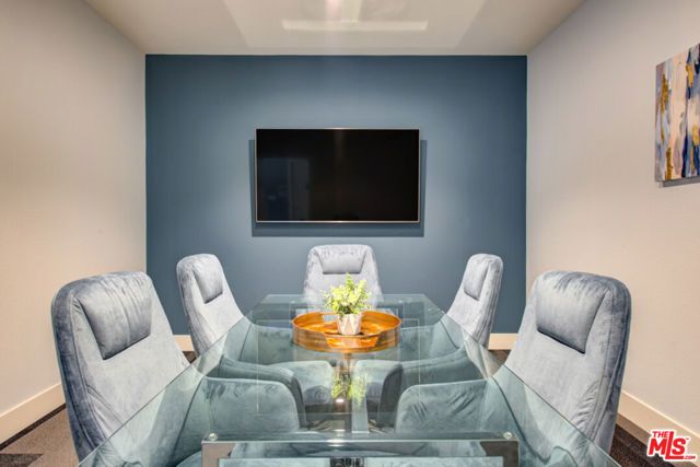 515 W Broadway 342, Glendale, CA 91204