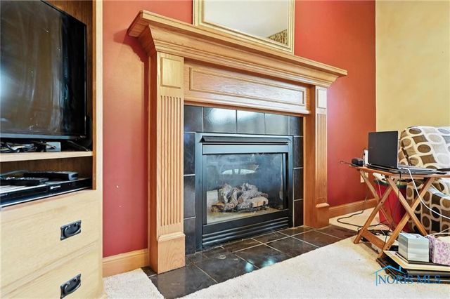 8405 Indian Lake Drive, Findlay, OH 45840