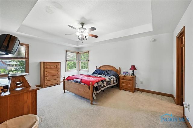 8405 Indian Lake Drive, Findlay, OH 45840