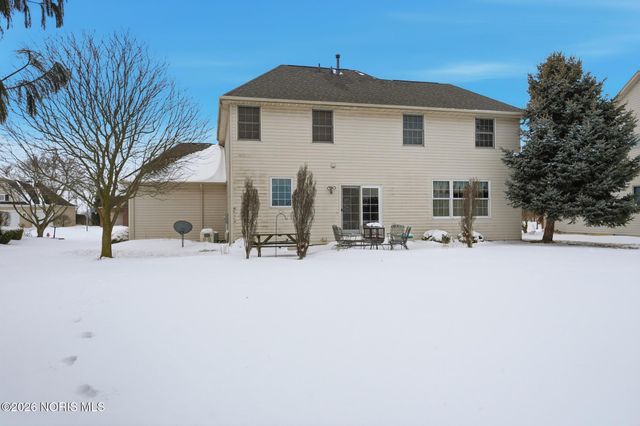 8405 Indian Lake Drive, Findlay, OH 45840