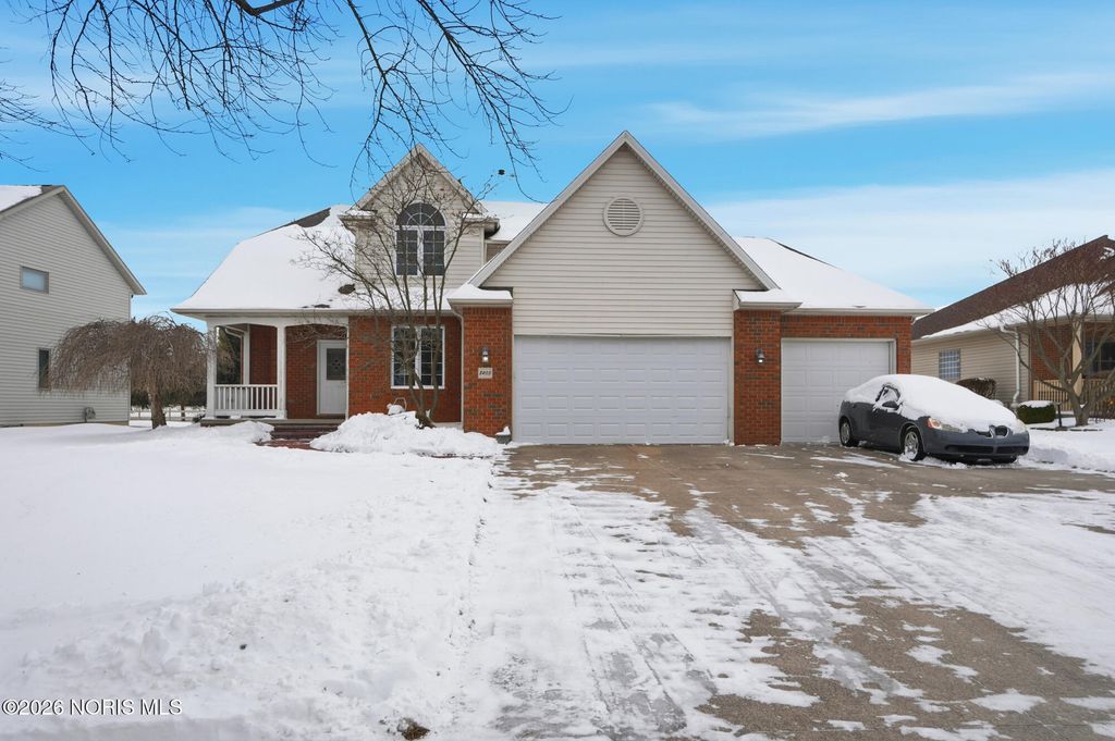 8405 Indian Lake Drive, Findlay, OH 45840