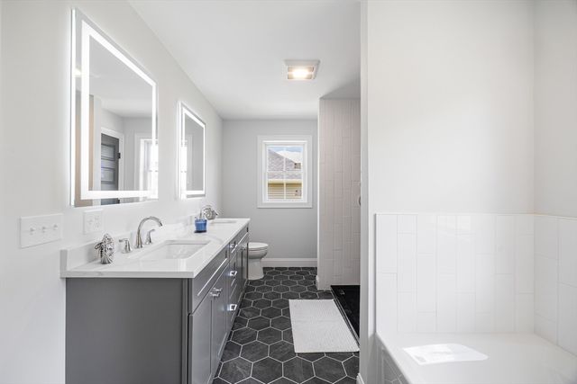 212 St Louis Avenue, Woonsocket, RI 02895
