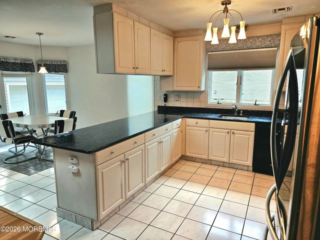 655 Laurel Avenue, Holmdel, NJ 07733