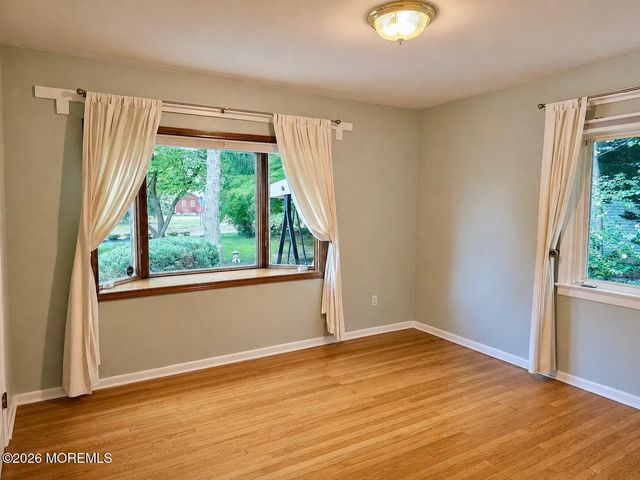 655 Laurel Avenue, Holmdel, NJ 07733