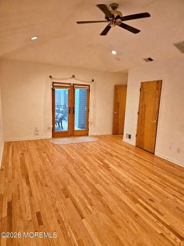 655 Laurel Avenue, Holmdel, NJ 07733