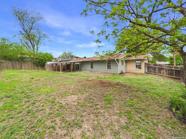 5906 GABOR DR, San Antonio, TX 78240