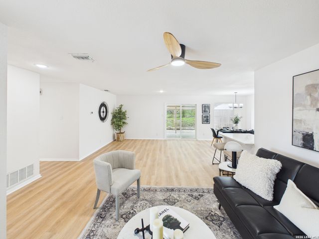 5906 GABOR DR, San Antonio, TX 78240