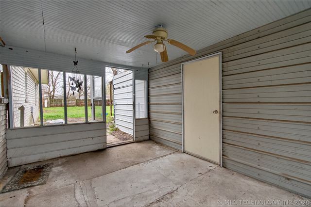 122 S Whitaker Street, Pryor, OK 74361