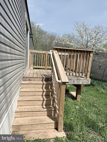 35 MAYER DR W, Finksburg, MD 21048