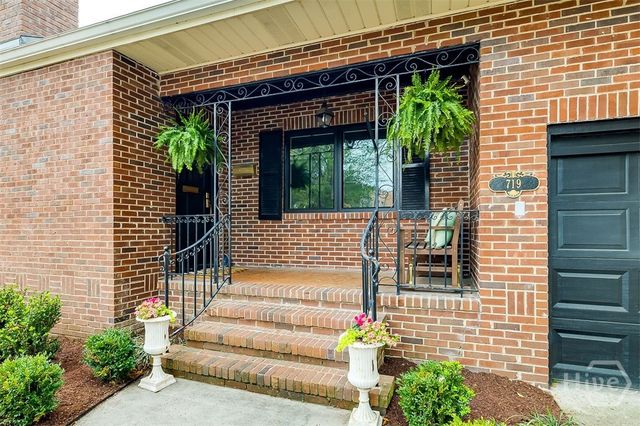 719 E 55th Street, Savannah, GA 31405