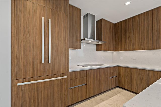 777 3RD AVENUE N 803, St Petersburg, FL 33701