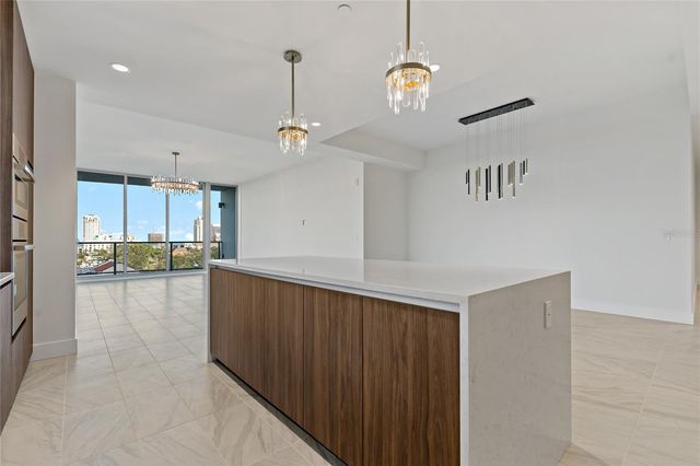 777 3RD AVENUE N 803, St Petersburg, FL 33701