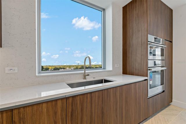 777 3RD AVENUE N 803, St Petersburg, FL 33701