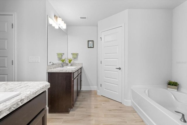 11042 HETH COURT, Weeki Wachee, FL 34613