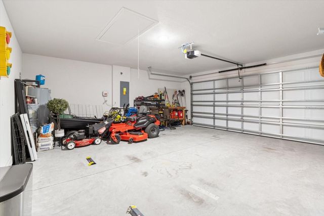 11042 HETH COURT, Weeki Wachee, FL 34613