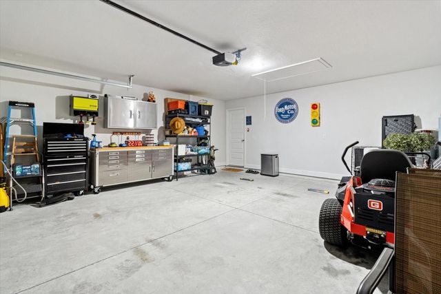 11042 HETH COURT, Weeki Wachee, FL 34613