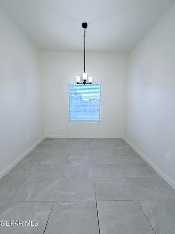 805 FAIRFORD Place, El Paso, TX 79928