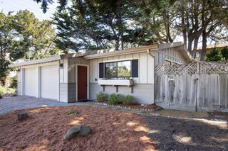 1103 Kenet Place, Pacific Grove, CA 93950