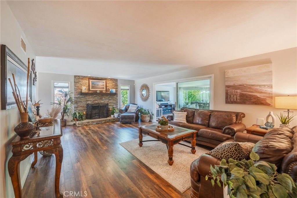 Image 12 of property listing at 5721 Trinette, Garden Grove, CA 92845