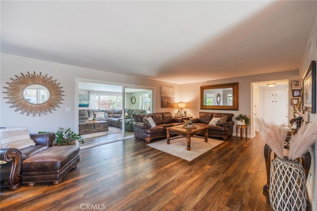 Image 13 of property listing at 5721 Trinette, Garden Grove, CA 92845