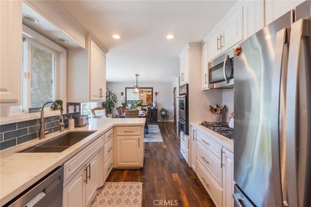 Image 15 of property listing at 5721 Trinette, Garden Grove, CA 92845