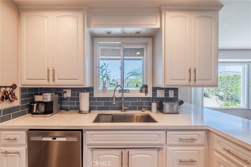 Image 18 of property listing at 5721 Trinette, Garden Grove, CA 92845