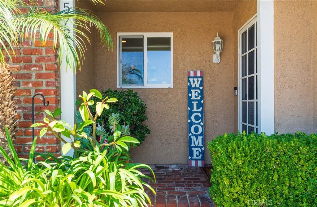 Image 6 of property listing at 5721 Trinette, Garden Grove, CA 92845