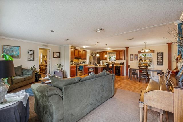 27435 HOLIDAY DRIVE, Dade City, FL 33525