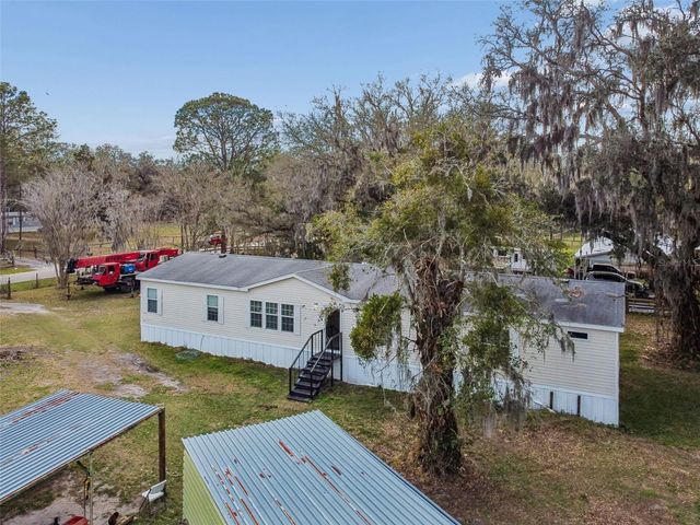 27435 HOLIDAY DRIVE, Dade City, FL 33525