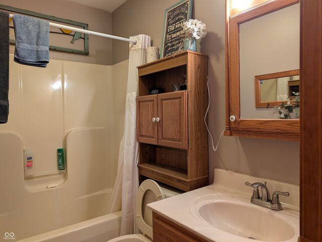 1980 Spencer Road, North Vernon, IN 47265