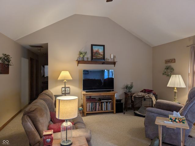 1980 Spencer Road, North Vernon, IN 47265